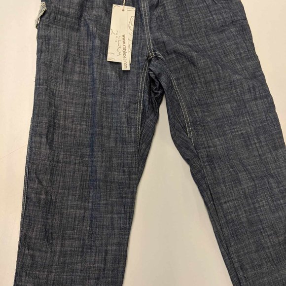 Chambray Denim Jean - Picture 2 of 4